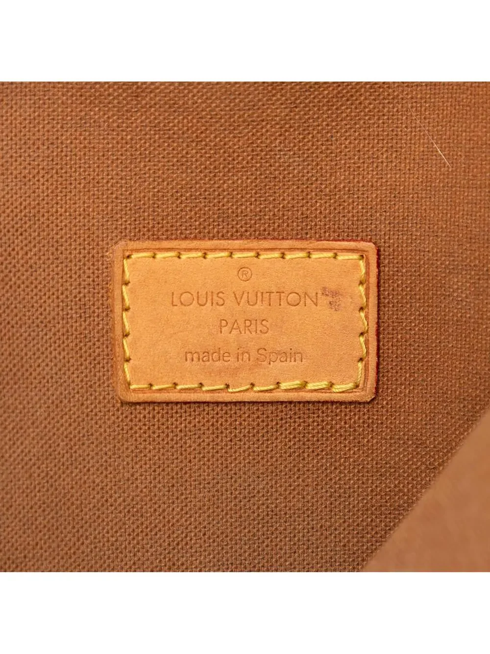 Louis Vuitton Pochette Gange Pre-Loved #361331L64B